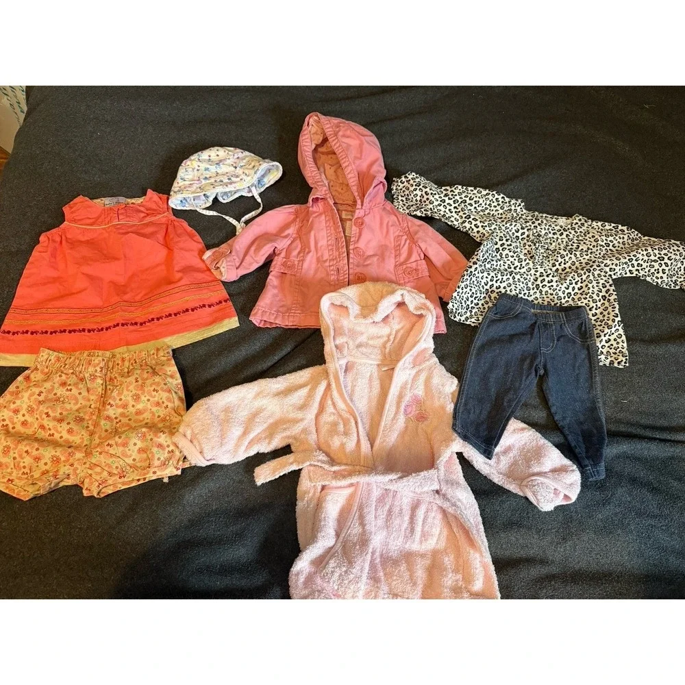 Baby Girl Clothes Lot 0-6M Carters Genuine Baby Jacket Robe Rompers 13pc Bundle